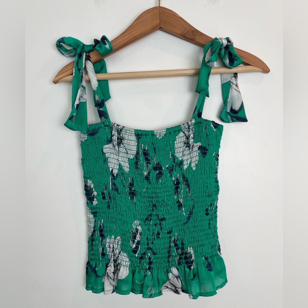 Krisa Green Floral Smocked Tie Strap Top XS Cottagecore Summer Coastal Vacation